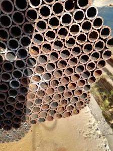 天津大無(wú)縫鋼管廠|甘肅9948石油裂化管、材質(zhì)10#20#